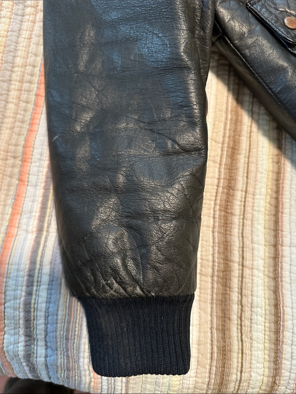 Vintage 1980’s Boys London Fog Black Real Leather Bomber Jacket Sherpa Collar - Picture 15 of 16